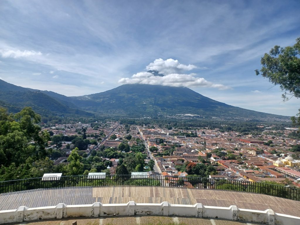 Vista panorámica de La Antigua desde el Cerro de la Cruz
